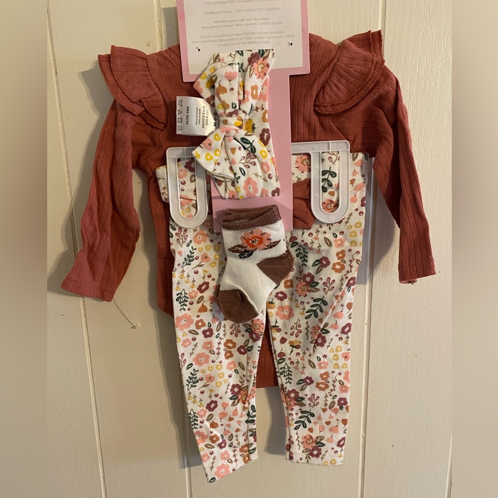 NWT baby girl gift set outfit 5 piece matching cute adorable newborn 3 6 9 12 - Picture 3 of 6